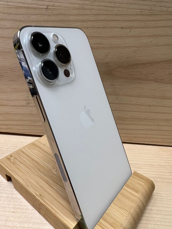 iPhone 13 Pro 256 gb Blanco Bateria 100% - Imagen 5