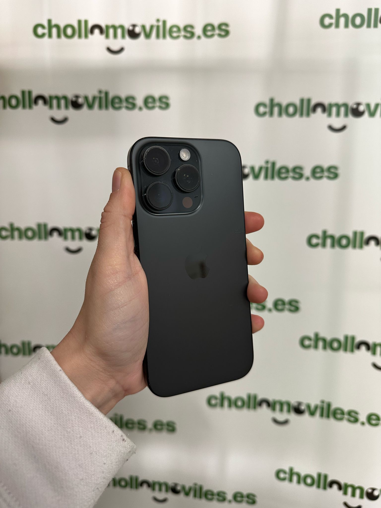 Iphone 16 Pro 256gb Negro Esim Bateria 100% - Imagen 3